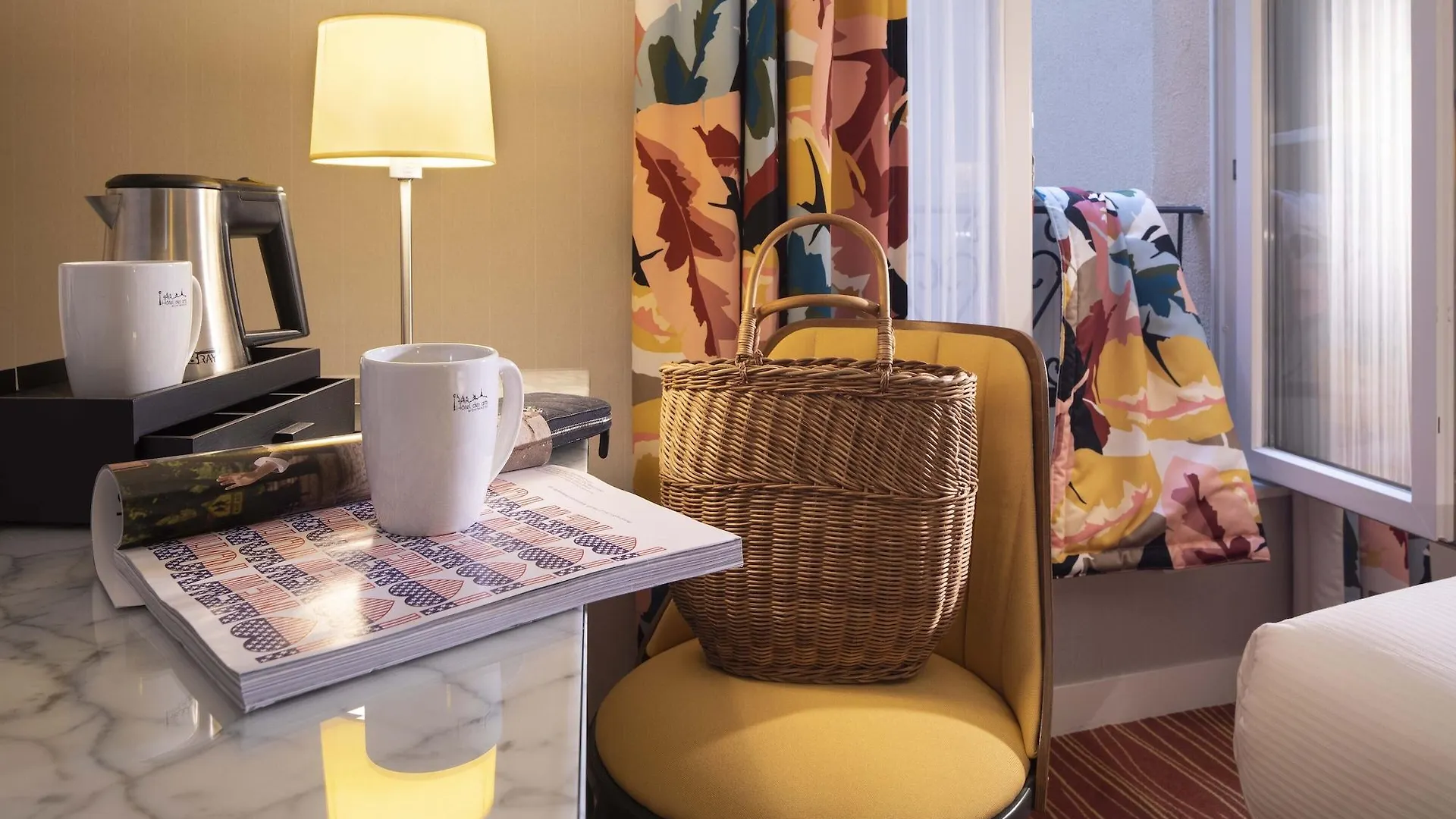 Des Arts Montmartre 4* Paříž