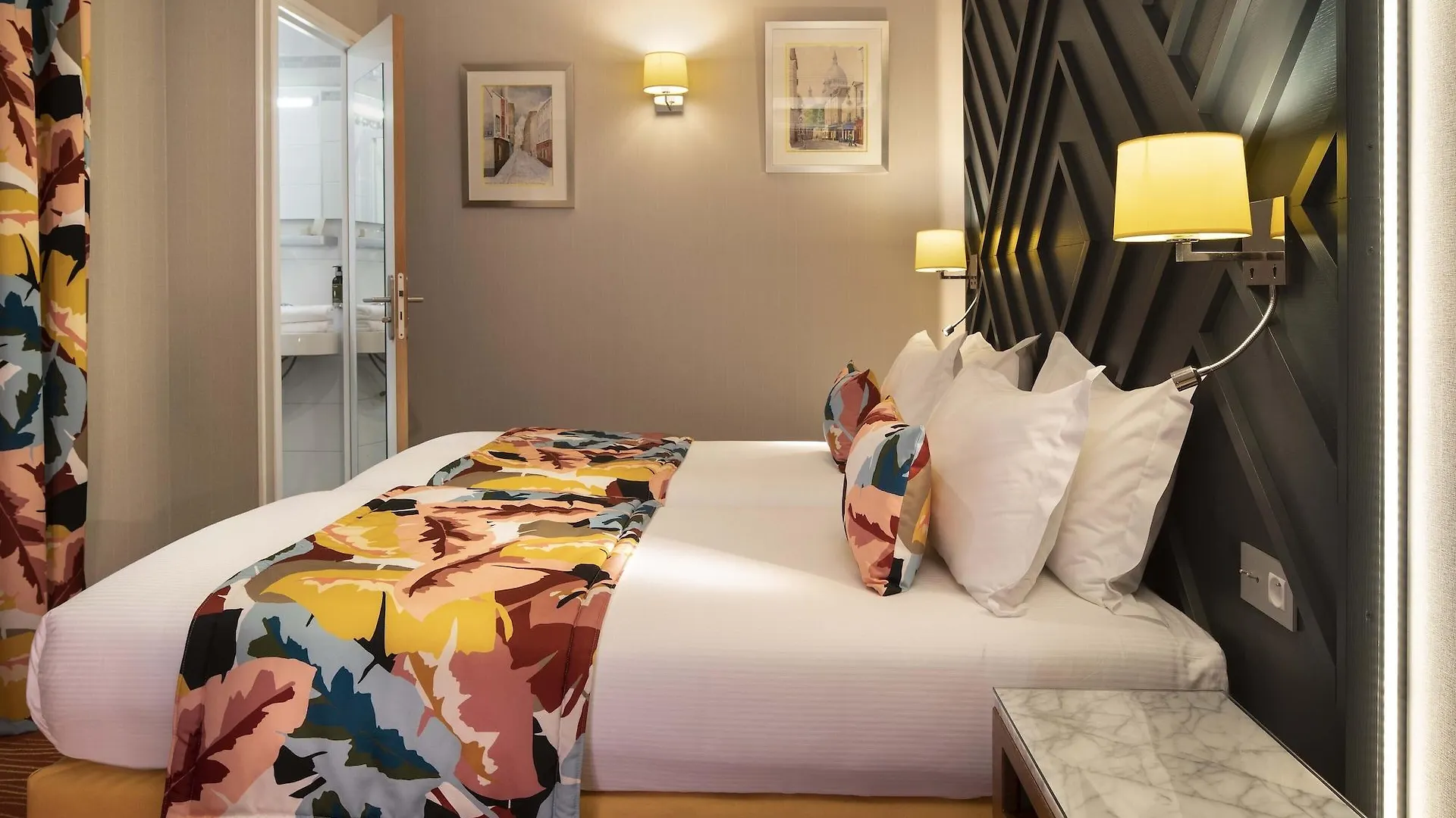 Hotel Des Arts Montmartre 4*