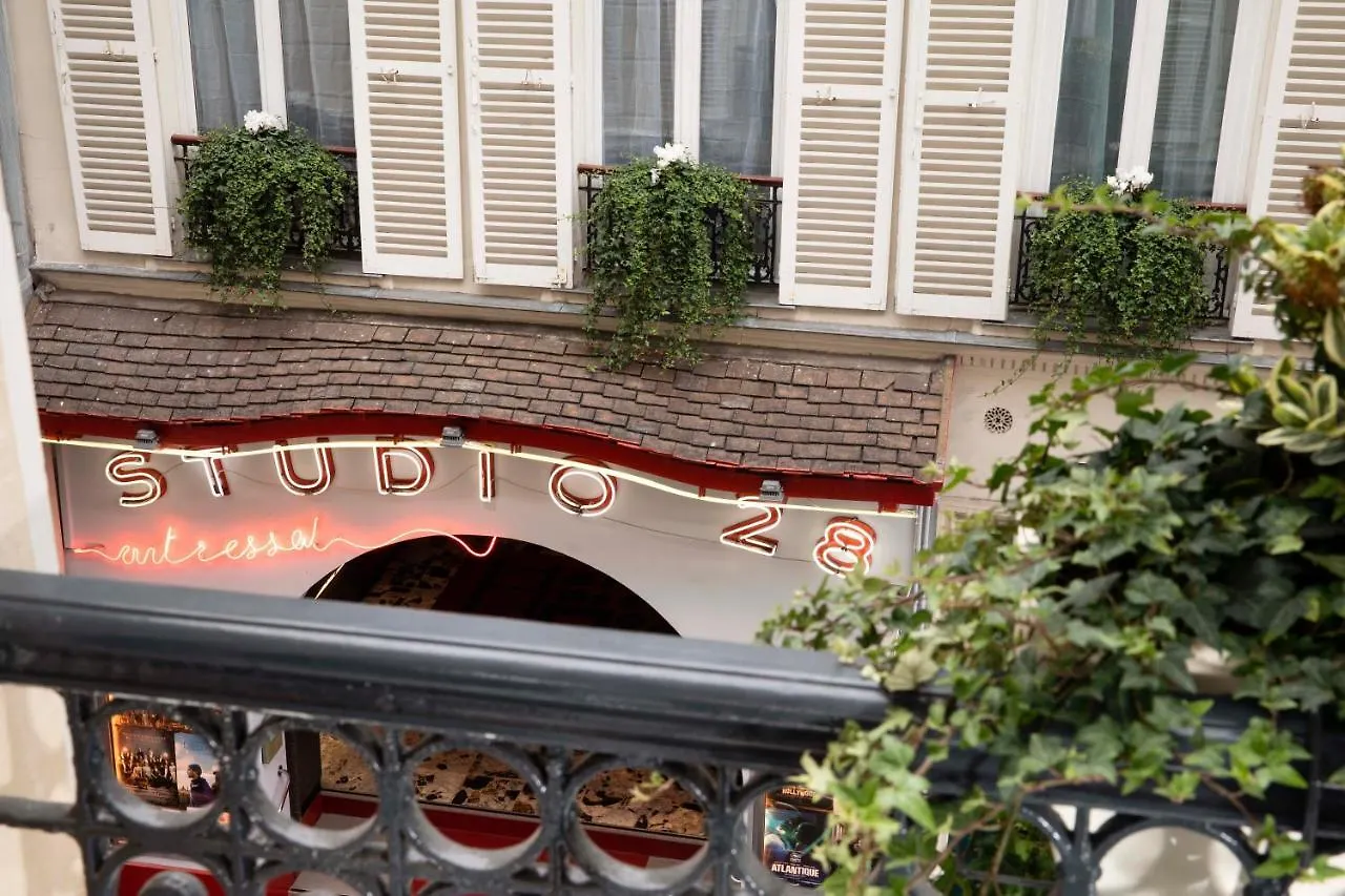 Des Arts Montmartre Hotel